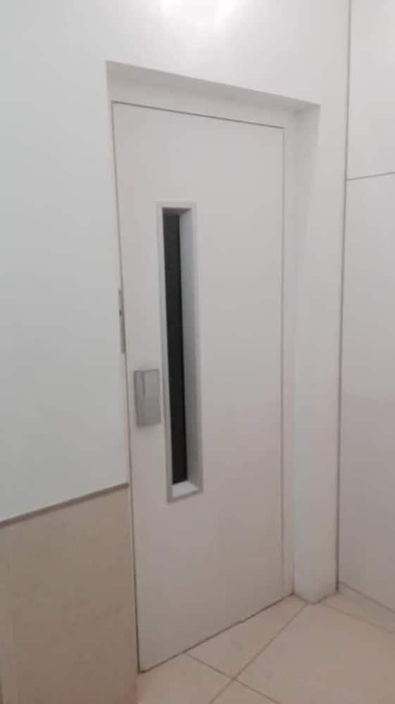 Hotel Inglés Barcellona Esterno foto